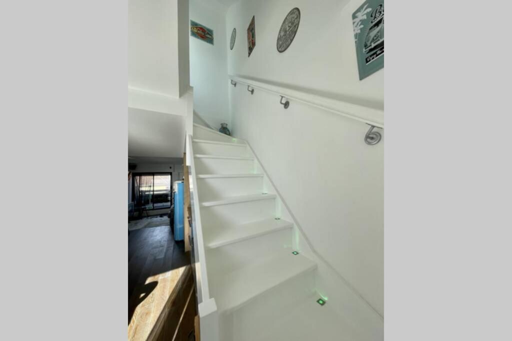 Duplex Avec Jacuzzi Vue Imprenable Sur La Baie De Wissant Apartment Bagian luar foto