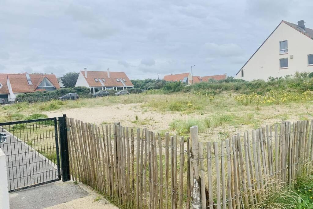 Duplex Avec Jacuzzi Vue Imprenable Sur La Baie De Wissant Apartment Bagian luar foto